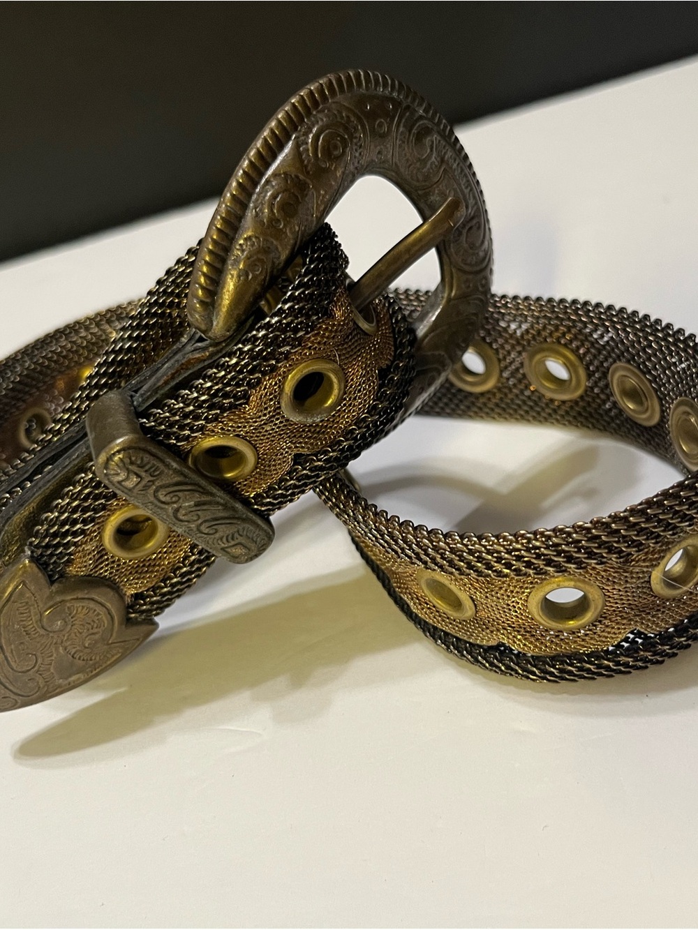 Vintage Women’s Bronze Chain-Link  Mesh Eyelet Belt